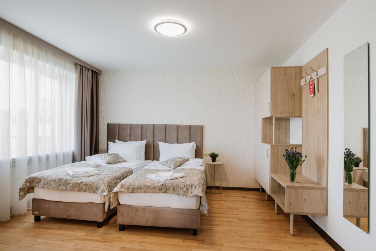 Оранта Hotel Truskavets Buitenkant foto